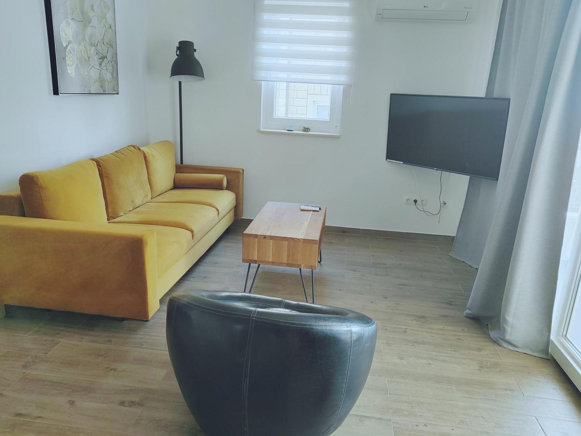 L&L Apartmani 1 Bol Eksteriør billede